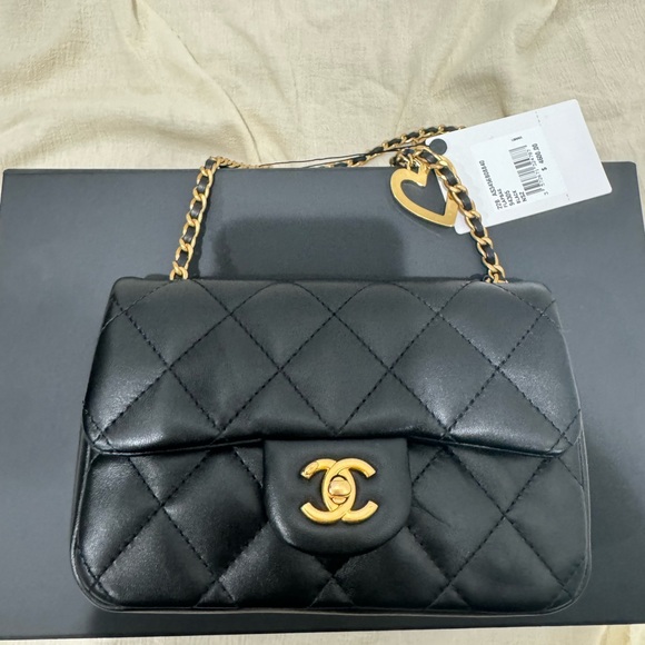 Chanel 22B Black Mini Flap Rectangle Open Heart Gold Logo Shoulder Crossbody Bag - Picture 7 of 7